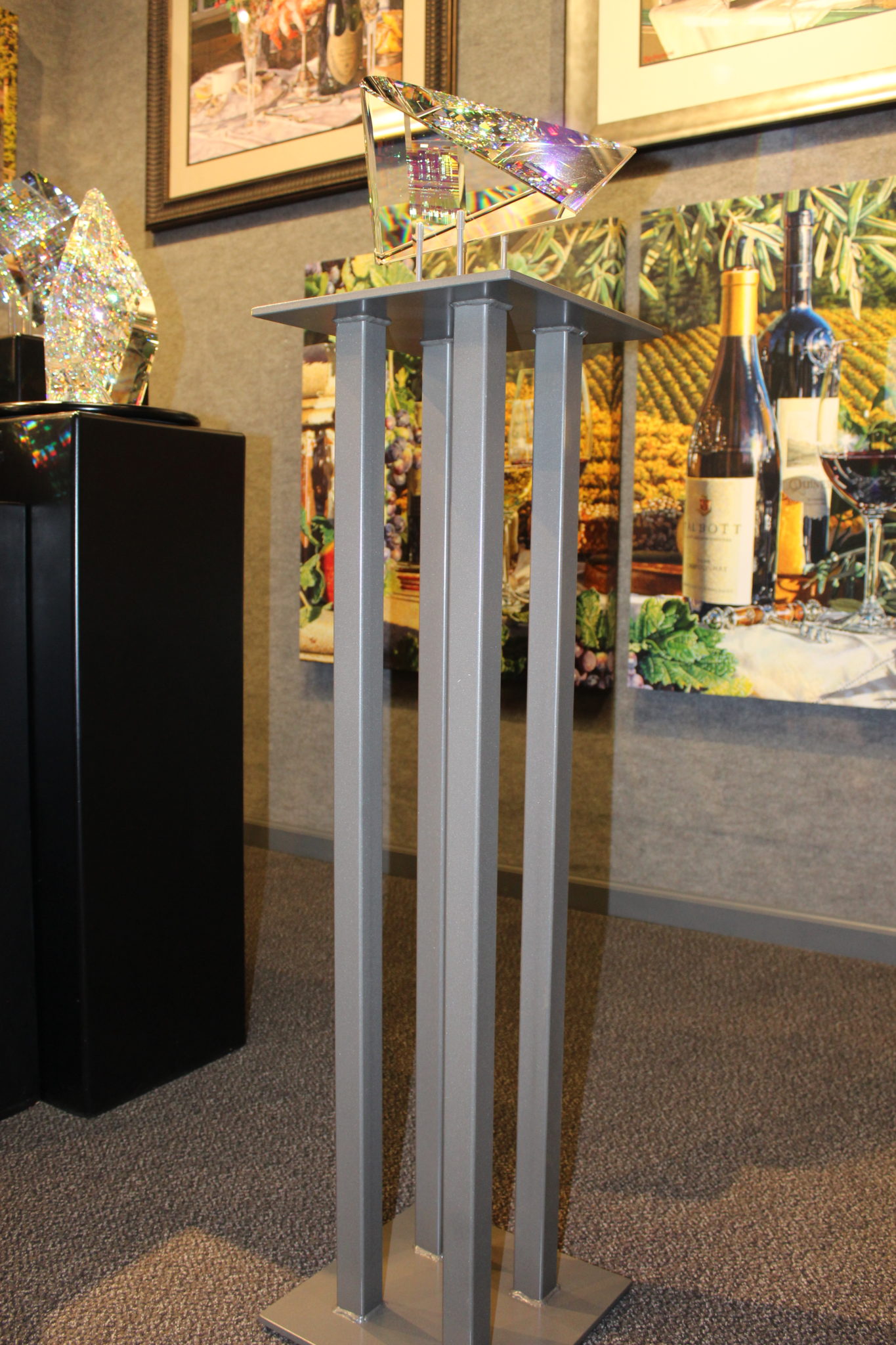 Art Display Pedestals Iron Dog Metals LLC   IMG 7945 1365x2048 